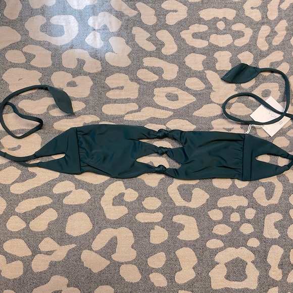 ‼️SOLD‼️ - Picture 1 of 2